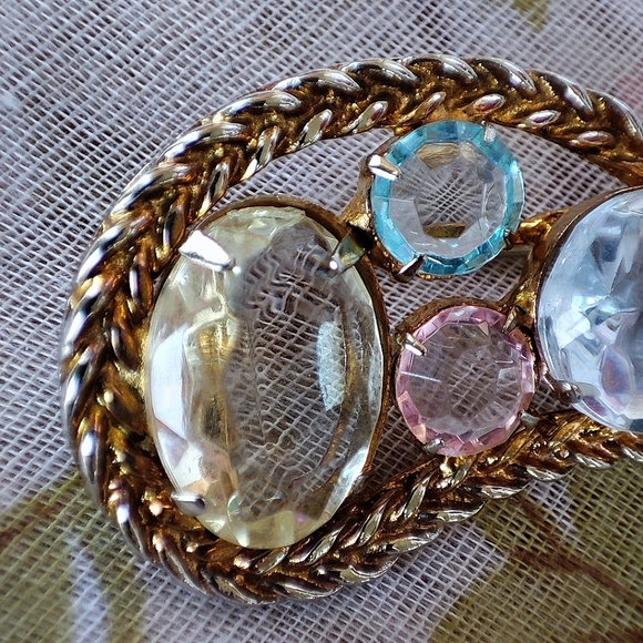 Paisley Faceted Acrylic Pale Pastel Stones Prong Set Vintage Gold Tone Faded - Picture 7 of 10